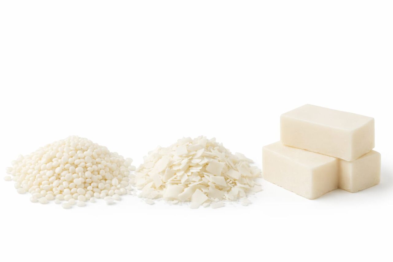 Soya Wax Neden Granül, Flake veya Kalıp Şeklinde Satılır? | Kap İçi – Kalıp İçi Farkları