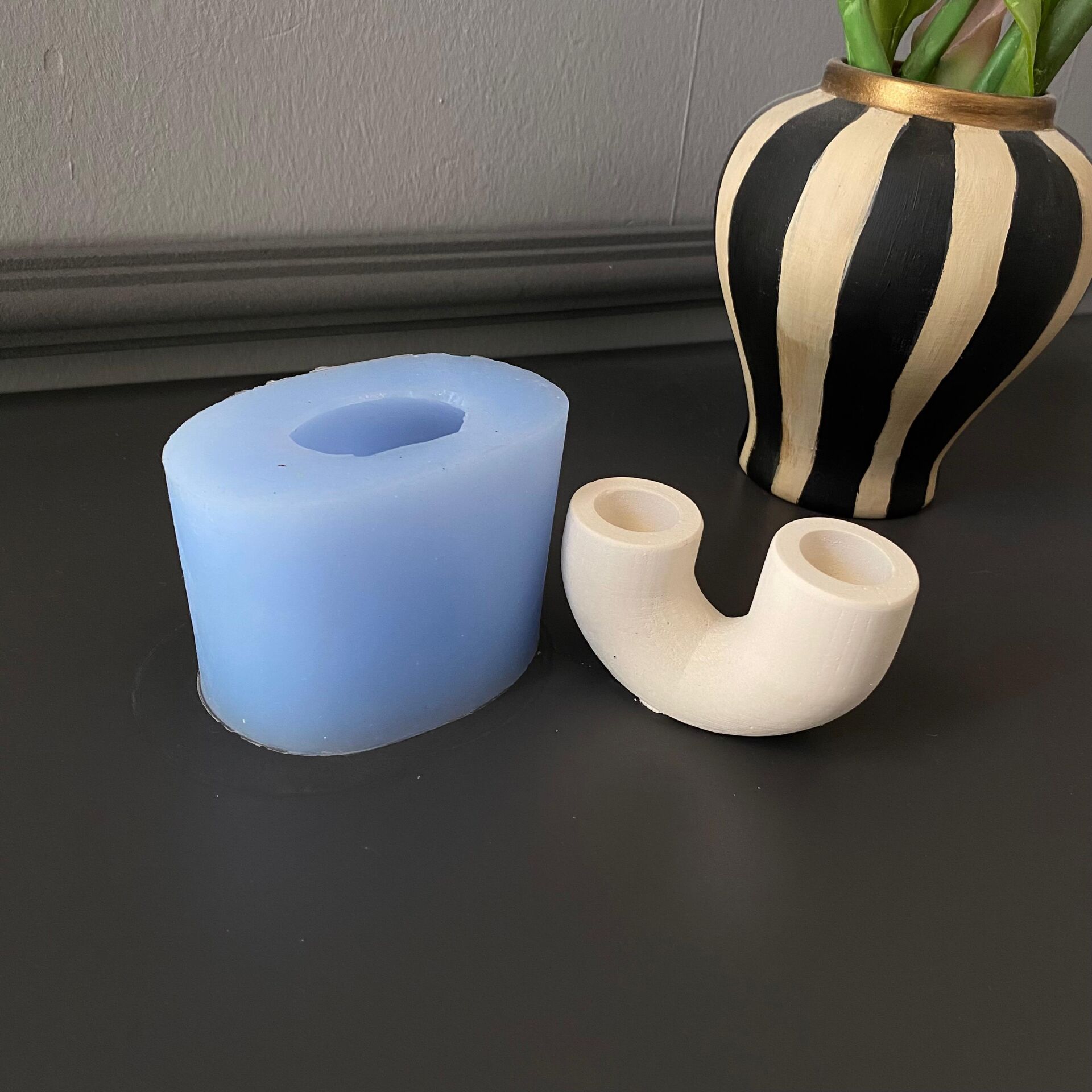 Dekoratif 2'li Şamdan Silikon Kalıp